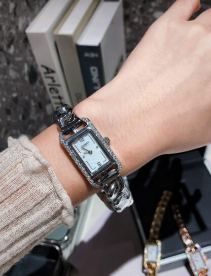 Hermes Fashion Women's Quartz Watch - Image 4