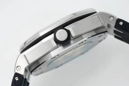 Patek Philippe Classic-Audemars Piguet 15710 King of Diving Watch - Image 6