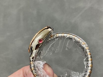 Bulgari classic snake-shaped exquisite and unique watch - Image 6