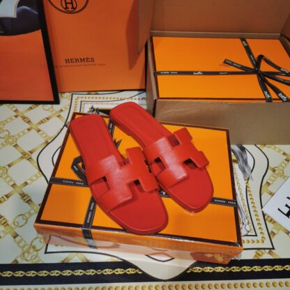 Hermes bright red handmade slippers - Image 5