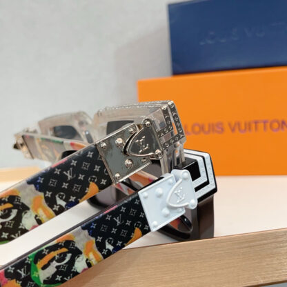 LOUIS VUITTON Fashion Sunglasses - Image 7