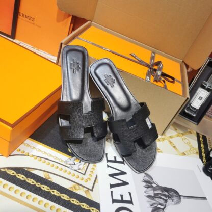 Hermès Palm Print Black Leather Slippers - Image 6
