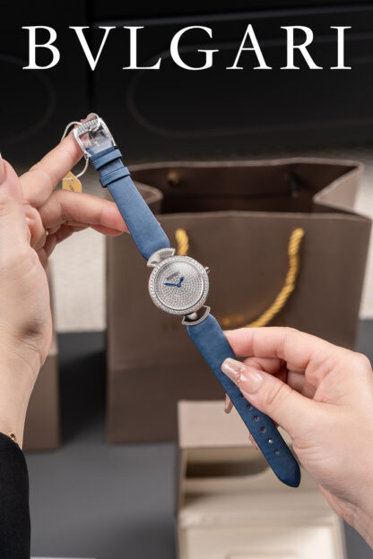 Bulgari luxury soft wrist watch - Image 6