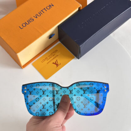 LOUIS VUITTON Fashion Sunglasses - Image 7