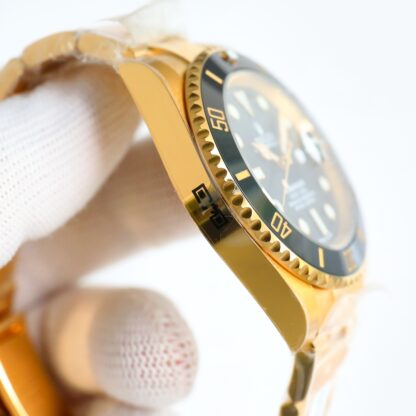 Rolex 41mm Submariner 116610 Series - Image 6
