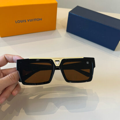 LOUIS VUITTON Fashion Sunglasses - Image 7