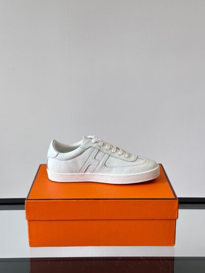 Hermes white high-end men's low-top thick-soled casual sports shoes - Image 6