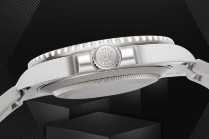 Rolex's new custom-made SUB Submariner - Image 6