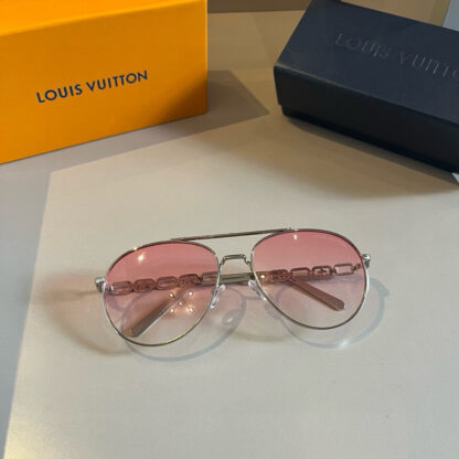 LOUIS VUITTON Fashion Sunglasses - Image 8