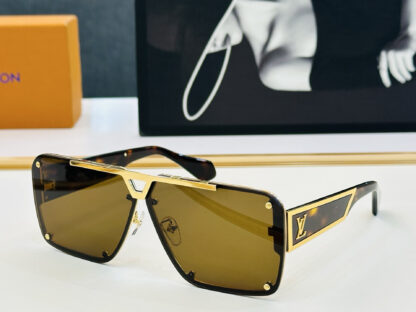 LOUIS VUITTON Fashion Sunglasses - Image 7