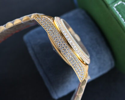 Rolex Custom Edition Sparkling Star Dial Shell dial - Image 6
