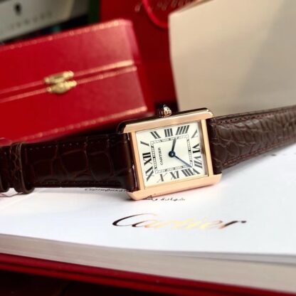 Cartier low-key and elegant ladies watch - Image 3