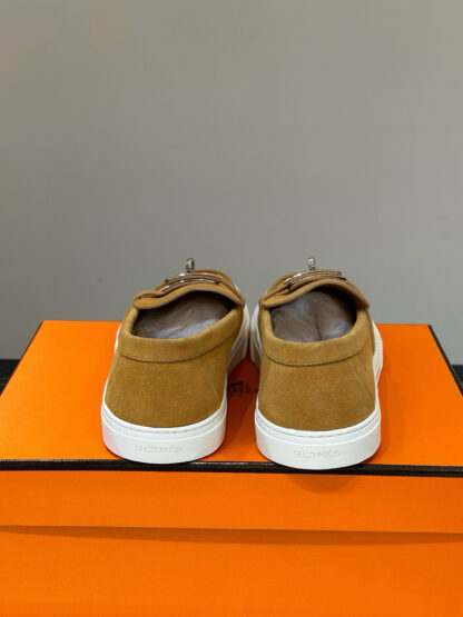 Hermès Classic Men's Apricot Soft and Durable Loafers - Image 6
