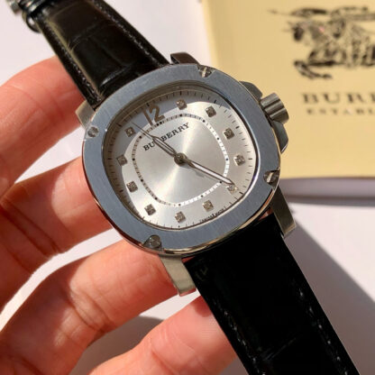 Burberry Quartz Women's Watch - Image 6