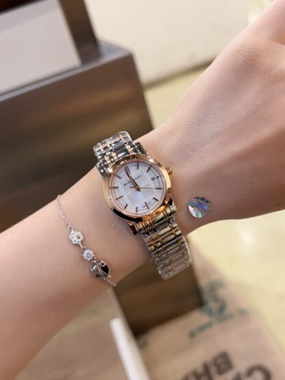 Burberry British classic fashion pattern women's watch - Image 7