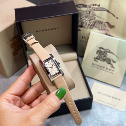 Burberry rectangular dial checkered steel strap quartz women's watch - Image 6
