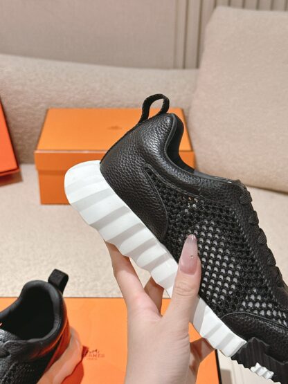 Hermes couple's breathable and lightweight black casual sports shoes - Image 6
