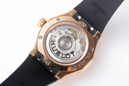 Hublot's second generation classic fusion watch - Image 6