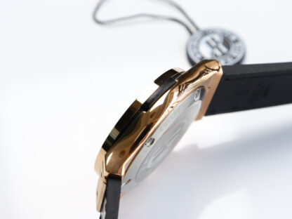 Hublot Classic Fusion 525 Series Watch - Image 6