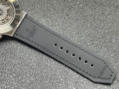 Hublot Classic Fusion ASSIC FUSION Series Watch - Image 6