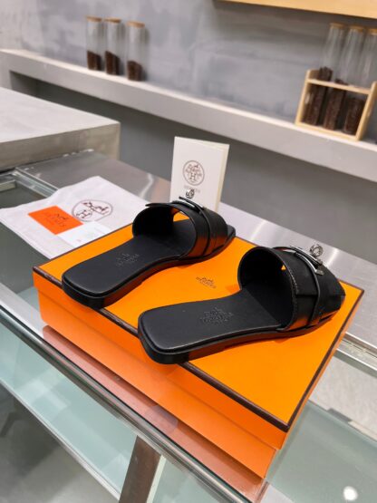 Hermès early spring new black handmade leather slippers - Image 6
