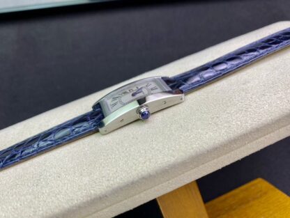 Cartier elegant and simple watch - Image 6