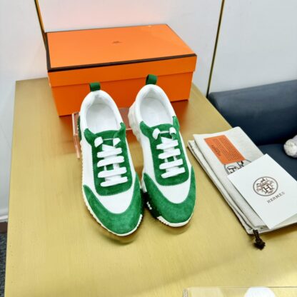 Hermès Spring and Summer Classic Couple Style British White and Green Colorblock Sports Casual Shoes - Image 6