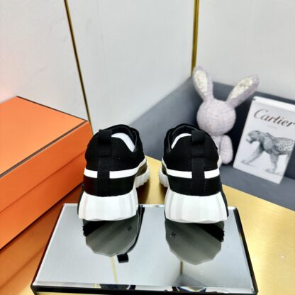 Hermès Spring and Summer Classic Couples British Black and White Colorblock Sports Casual Shoes - Image 6