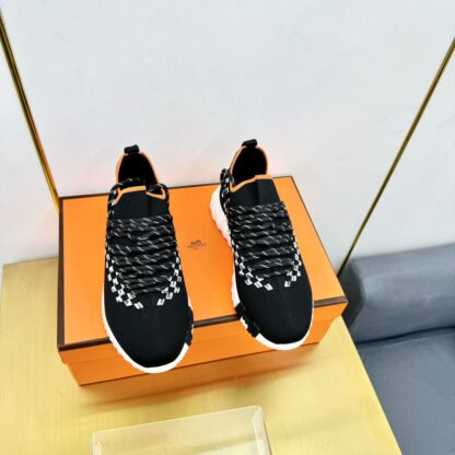 Hermès Spring/Summer Black, White and Orange Couple Classic Sports Shoes - Image 6