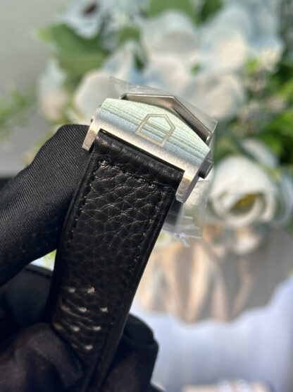 TAGHeuer Carrera series quartz men's watch - Image 6