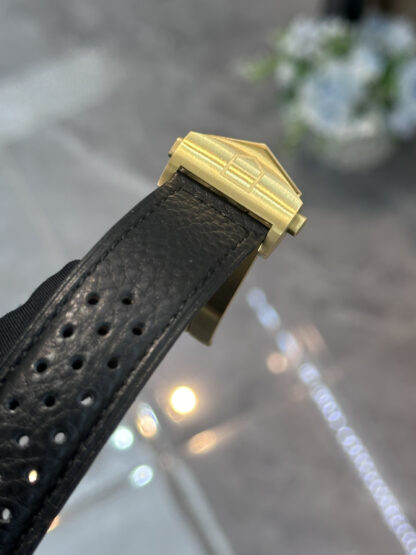 TAGHeuer Carrera Series Quartz Watch - Image 6