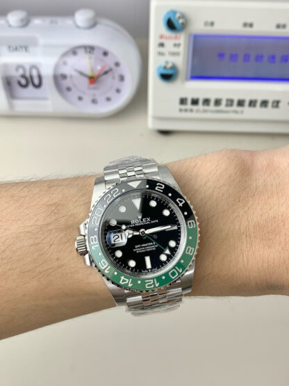 Rolex new model with Sprite bezel for left-handed people - Image 6