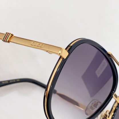 Gucci fashion sunglasses - Image 6