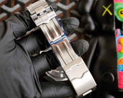 TAGHeuer Classic Chronograph Quartz Watch - Image 6