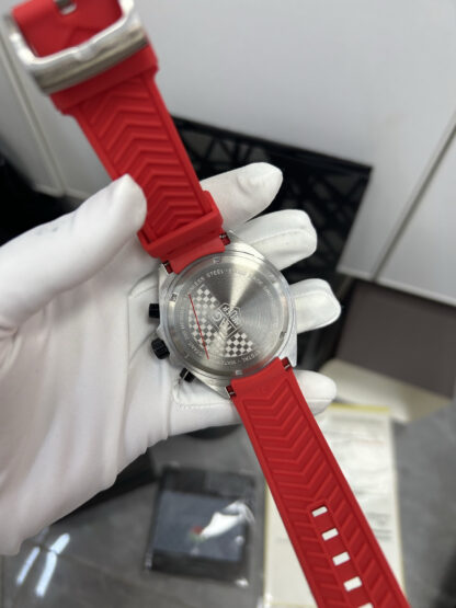 TAGHeuer handsome quartz men's watch - Image 6