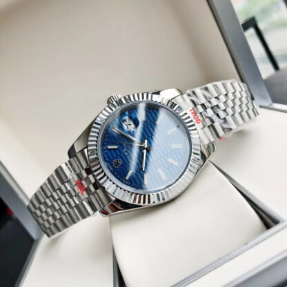 Rolex Grained Surface Chronograph Watch - Image 5