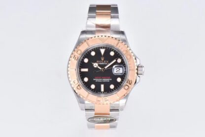 Rolex's new 904L model features a steel band with no exposed edges. - Image 7