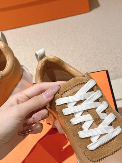 Hermes classic couple light brown comfortable casual sports shoes - Image 6