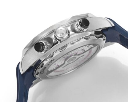 Omega's new Seamaster 300-meter 44mm chronograph wristwatch - Image 6