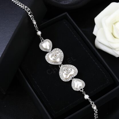 Chanel Heart Elegant Necklace - Image 6