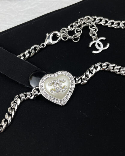 Chanel White Resin Heart Necklace - Image 5