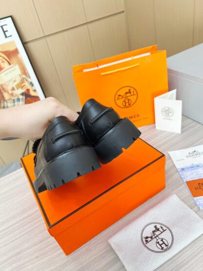 Hermès black comfortable trendy leather loafers - Image 6
