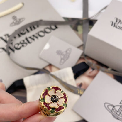 Vivienne Westwood Rose Ring - Image 5