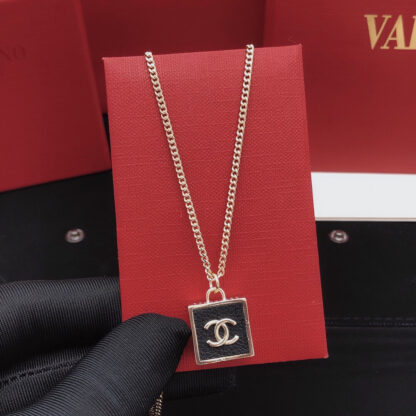 Chanel Cube Pendant Necklace - Image 6