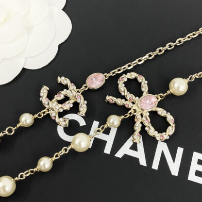 Chanel Pink Diamond Double C Bow Pearl Sweater Necklace - Image 6