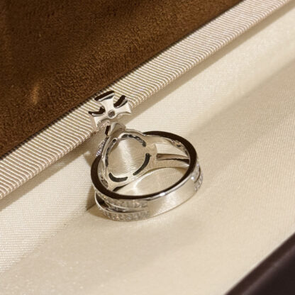 Vivienne Westwood Planet Double Row Diamond - Image 6