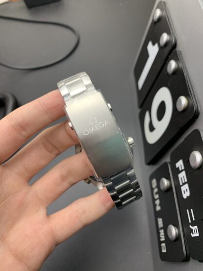 Omega Sapphire Glass - Image 6