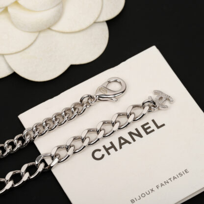 Chanel classic versatile fashion necklace - Image 6