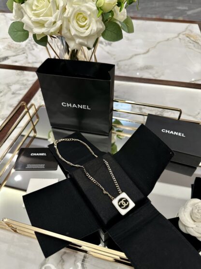 Chanel classic temperament necklace - Image 6