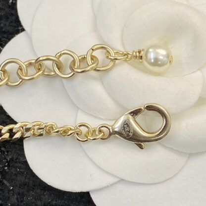 Chanel Delicate Heart Pearl Necklace - Image 6